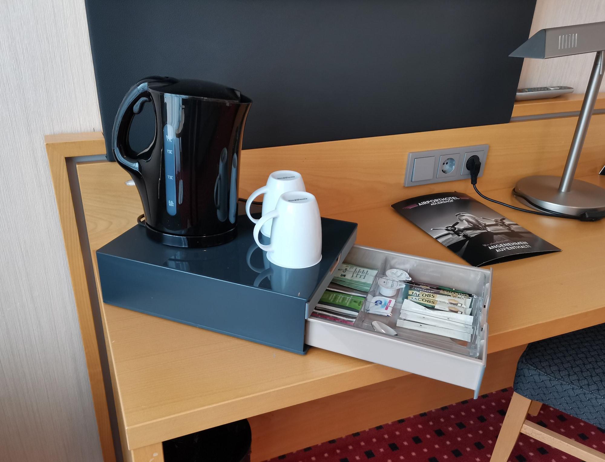 Airporthotel Berlin-Adlershof Εξωτερικό φωτογραφία