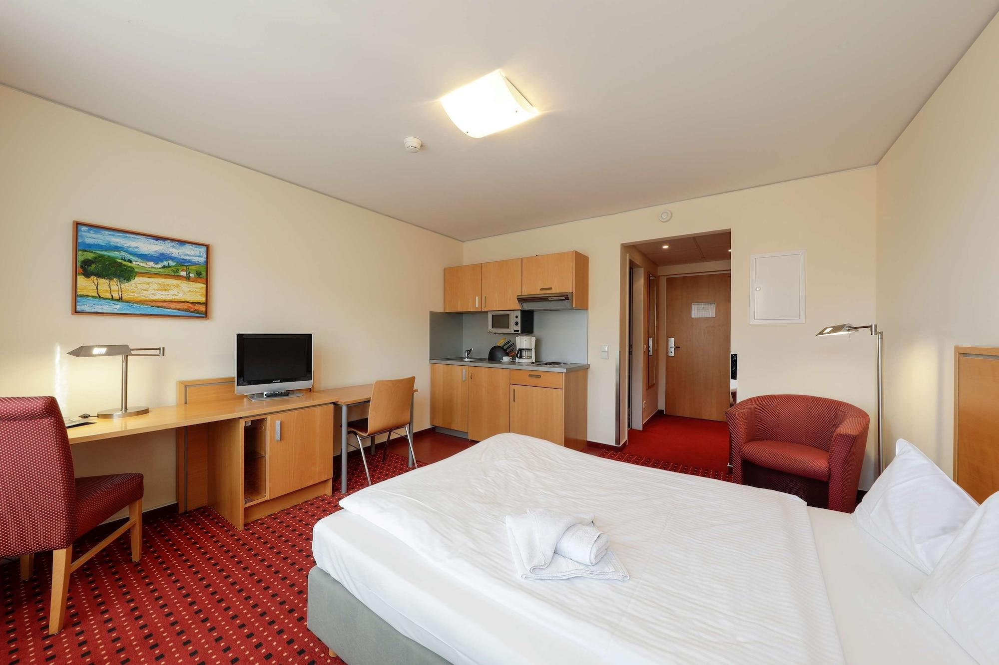 Airporthotel Berlin-Adlershof Εξωτερικό φωτογραφία