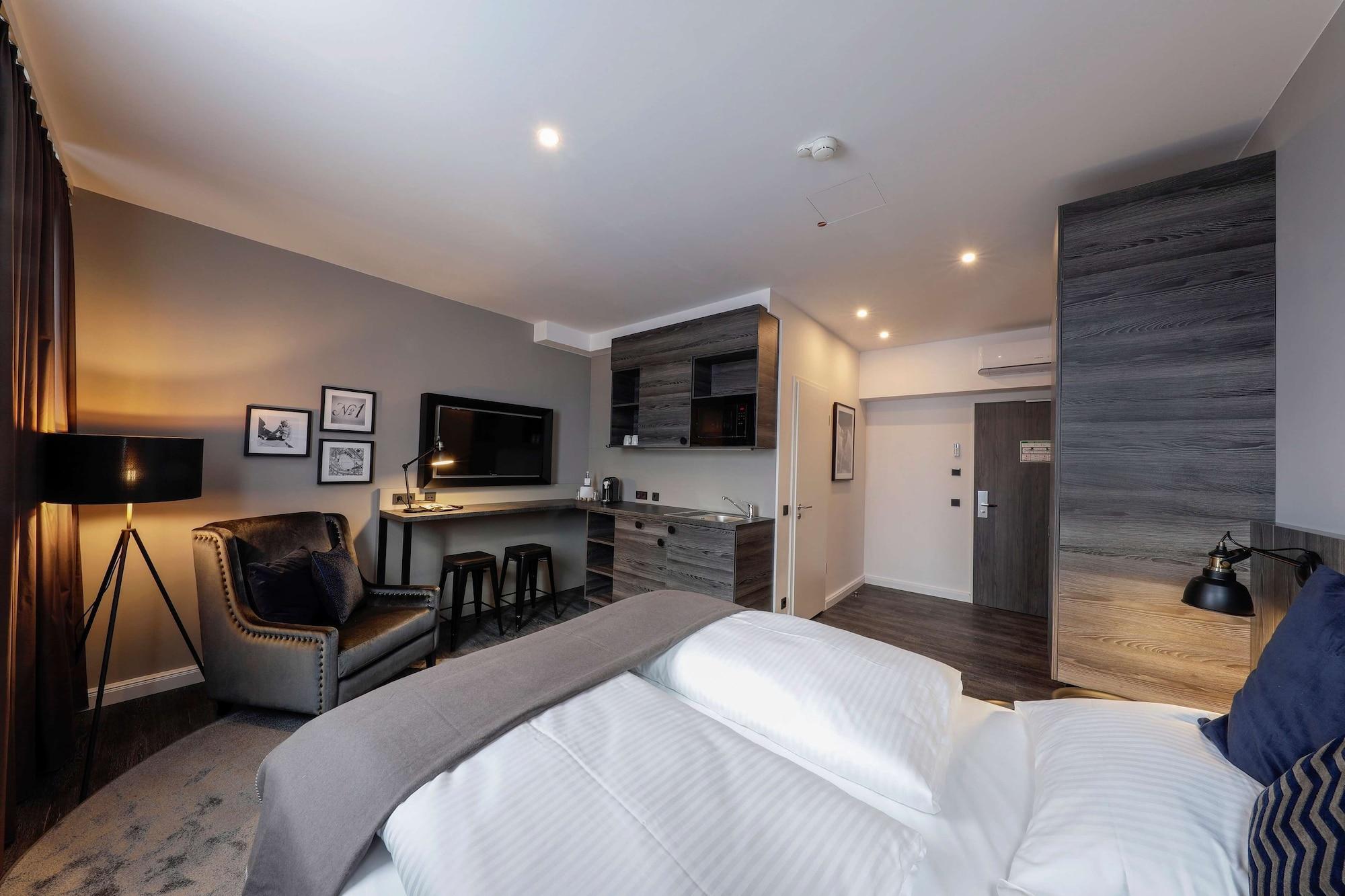 Airporthotel Berlin-Adlershof Εξωτερικό φωτογραφία