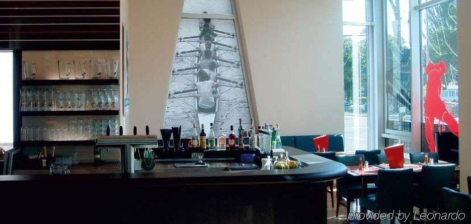 Airporthotel Berlin-Adlershof Εστιατόριο φωτογραφία