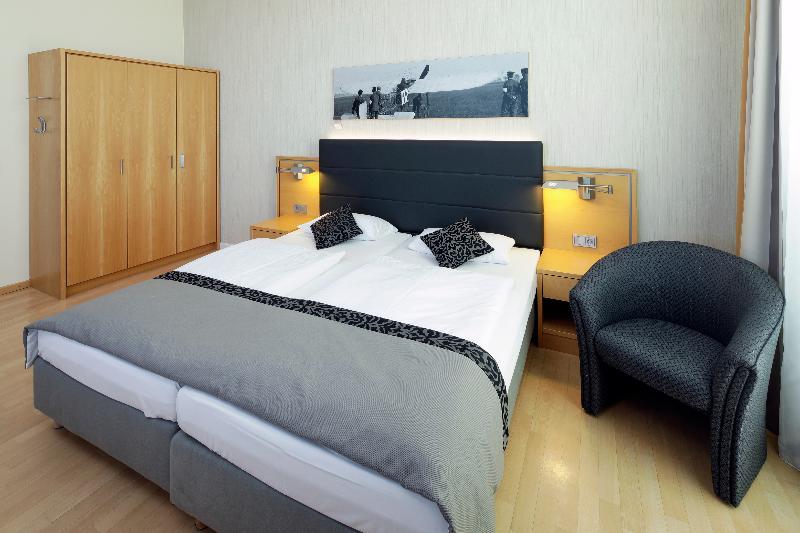 Airporthotel Berlin-Adlershof Εξωτερικό φωτογραφία
